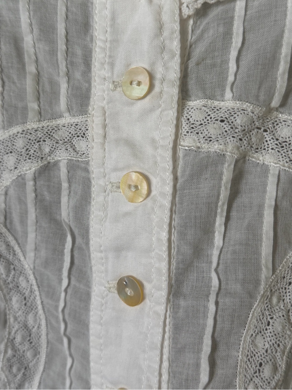 Vintage Dôen style cotton lace blouse - Picture 7 of 9